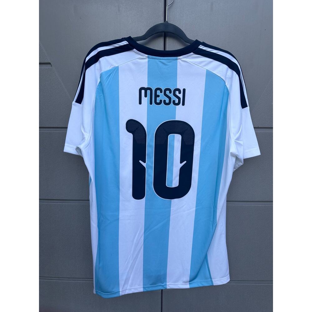 NWT Adidas Argentina 26 Home Messi #10 Soccer Jersey M White Ice Blue AFA Slim - Picture 12 of 16